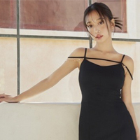 Roiné by LIP SERVICE